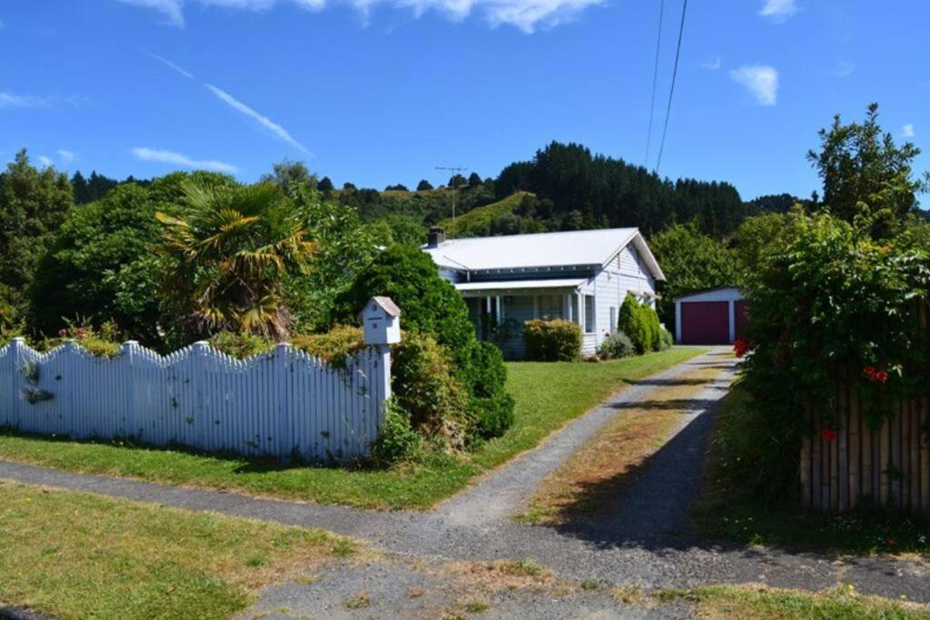 Riverlea Cottage - Cosy, Comfy, Quiet, Central Taumarunui Exterior photo